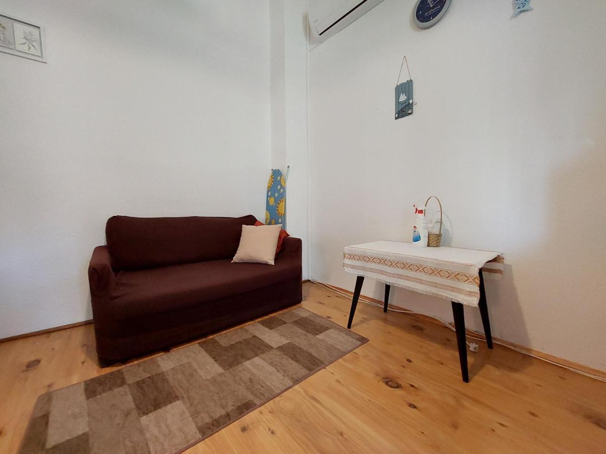 Apartments Vilim Pinezići Exteriér fotografie