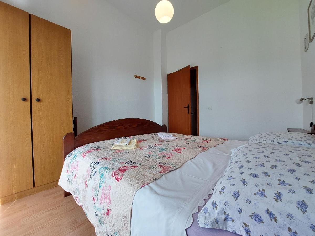 Apartments Vilim Pinezići Exteriér fotografie