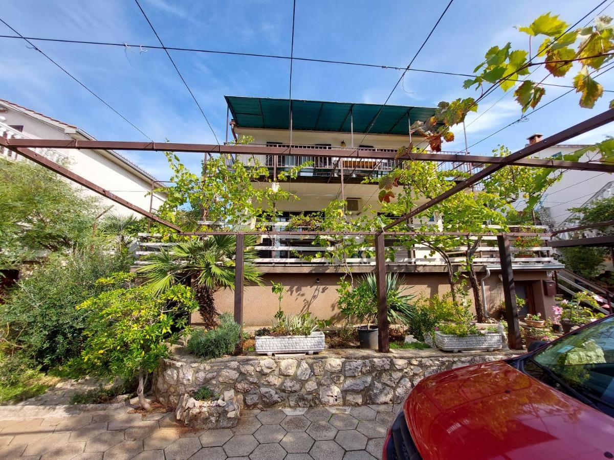 Apartments Vilim Pinezići Exteriér fotografie